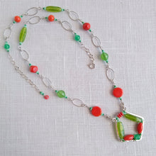 Load image into Gallery viewer, Tropicalia Necklace - Vintage Glass

